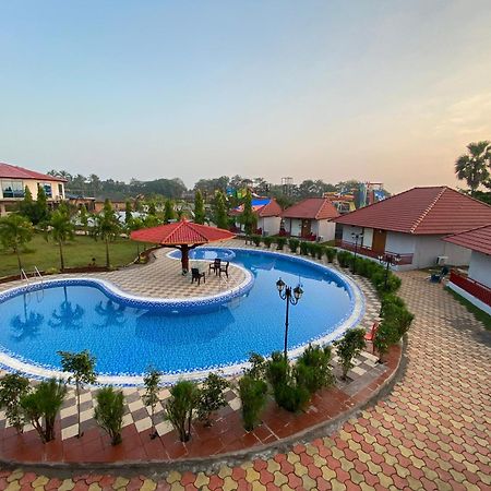 Dan Resorts & Weddings Boisar Exterior foto