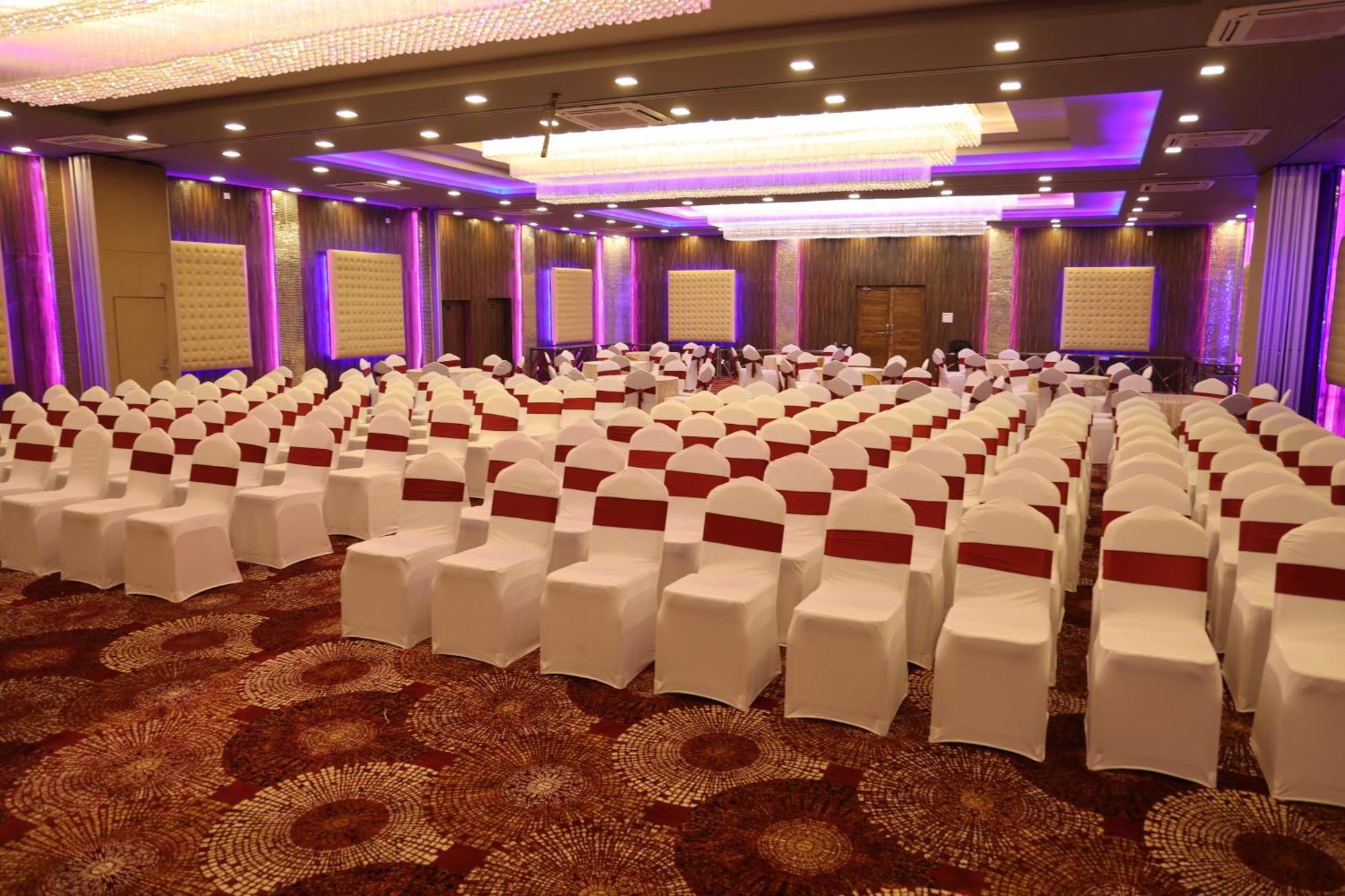 Dan Resorts & Weddings Boisar Exterior foto